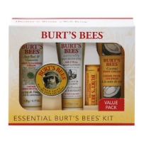Burt’s Bees 小蜜蜂 Essential Kit 精选优惠护肤礼盒 5件套